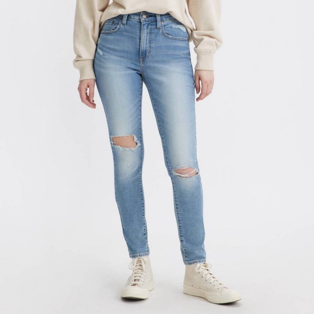 Levi's° Women's 721™ High-Rise Skinny Jeans
- High Beams 28